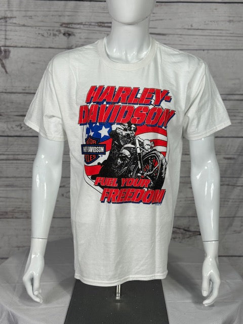 Salute Short Sleeve Tee